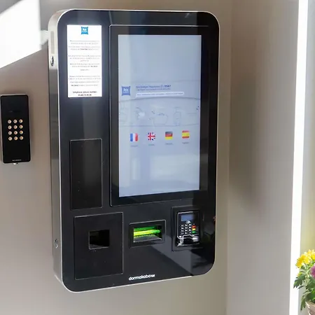 Ibis Budget Strasbourg Nord מלון אגנו